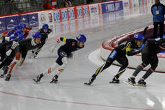 Linus Heidegger im Massenstartrennen in Heerenveen (NED).